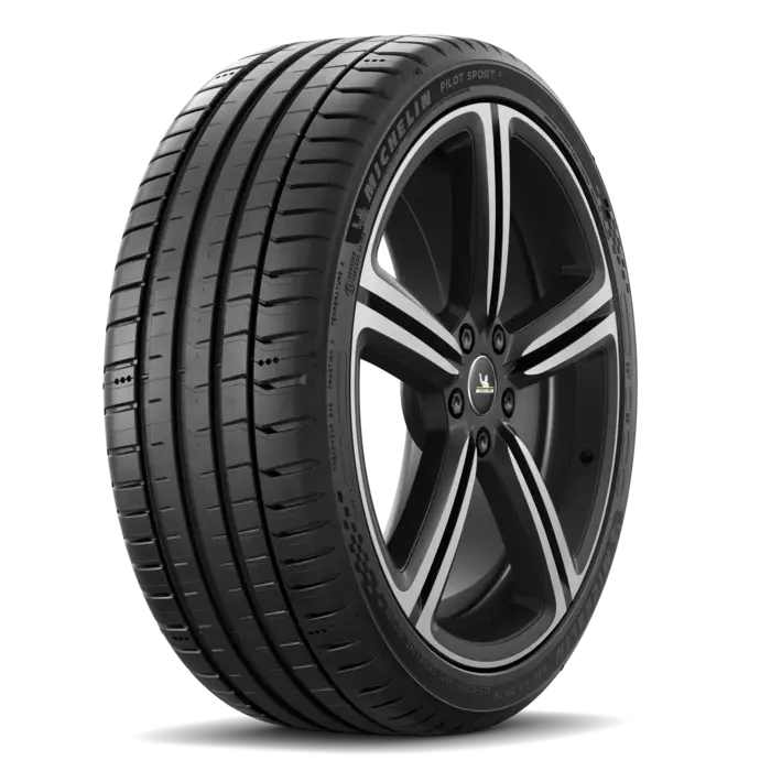215/40 R18